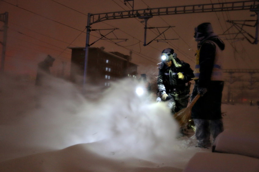 十九万沈铁人鏖战风雪保畅通【5】