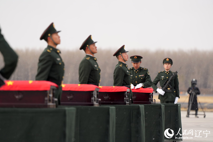 英雄回家︱風雪英雄歸！第十批在韓中國人民志願軍烈士遺骸返回祖國【4】