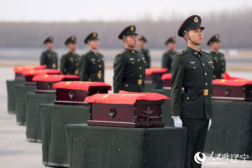 英雄回家｜风雪英雄归！第十批在韩中国人民志愿军烈士遗骸返回祖国【5】