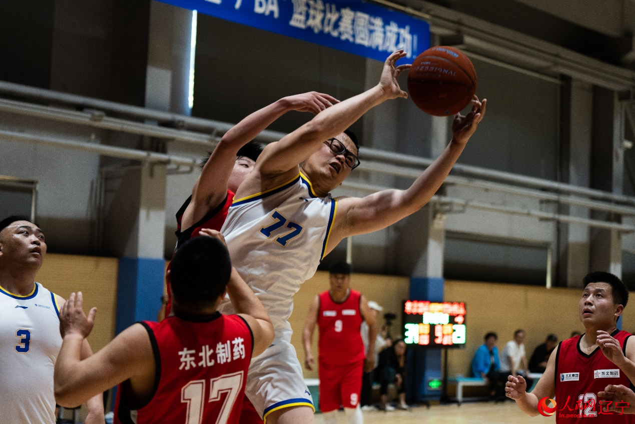 行进中国 | 工厂变赛场，沈阳铁西“厂BA”燃爆车间【7】