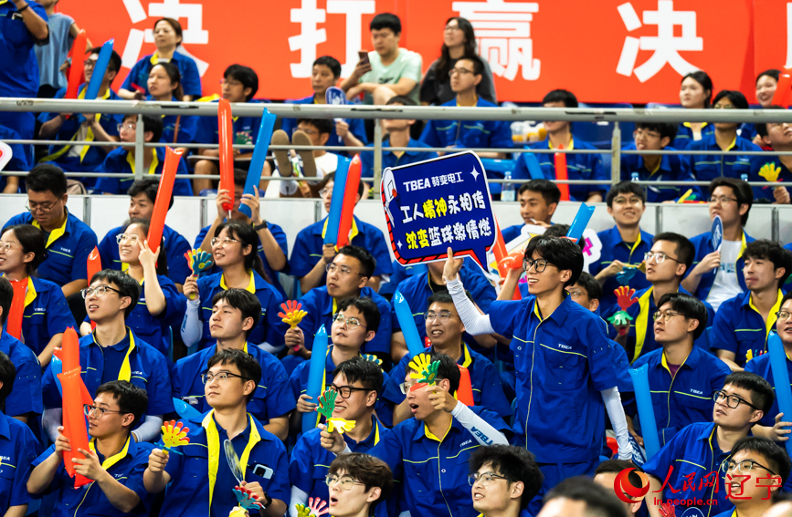 沈陽鐵西“廠BA”收官，“工味”對決燃爆今夏。人民網記者 邱宇哲攝
