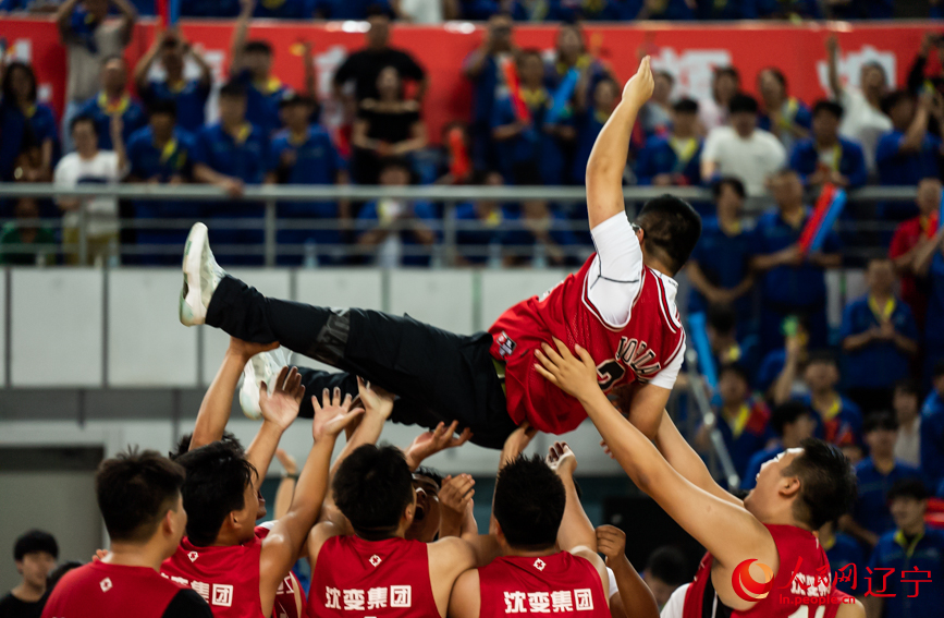 沈陽鐵西“廠BA”收官，“工味”對決燃爆今夏。人民網記者 邱宇哲攝