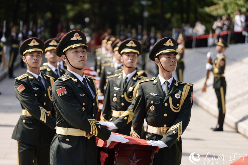 【组图】第十二批在韩中国人民志愿军烈士遗骸安葬仪式在沈阳举行【11】