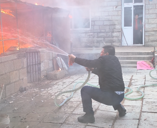 d4b7df21dd396d3c34a44ccade6b7ca1