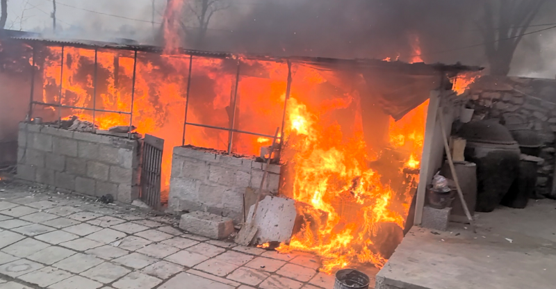 fe8ca5694bc3fc6f4a3647da84eb3963