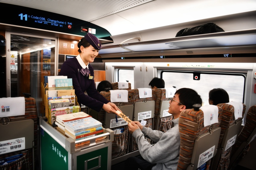国铁沈阳局优质服务助力旅客“五一”顺畅出行【2】