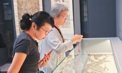 辽博苏博联动 尽展姑苏韵味时隔20年，辽宁省博物馆收藏的国宝级文物《姑苏繁华图》再度跨越千里，从山海关外回到长卷里的苏州。