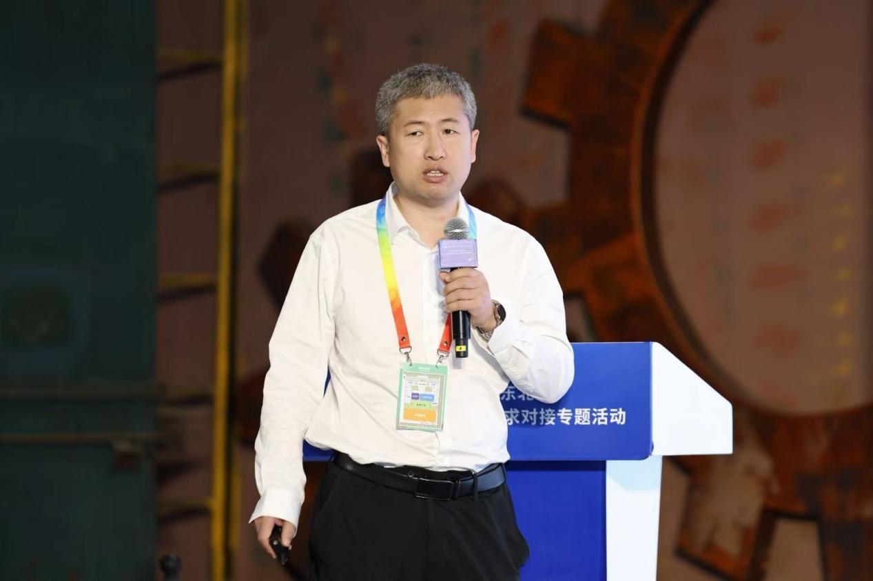 陆志国交流介绍。