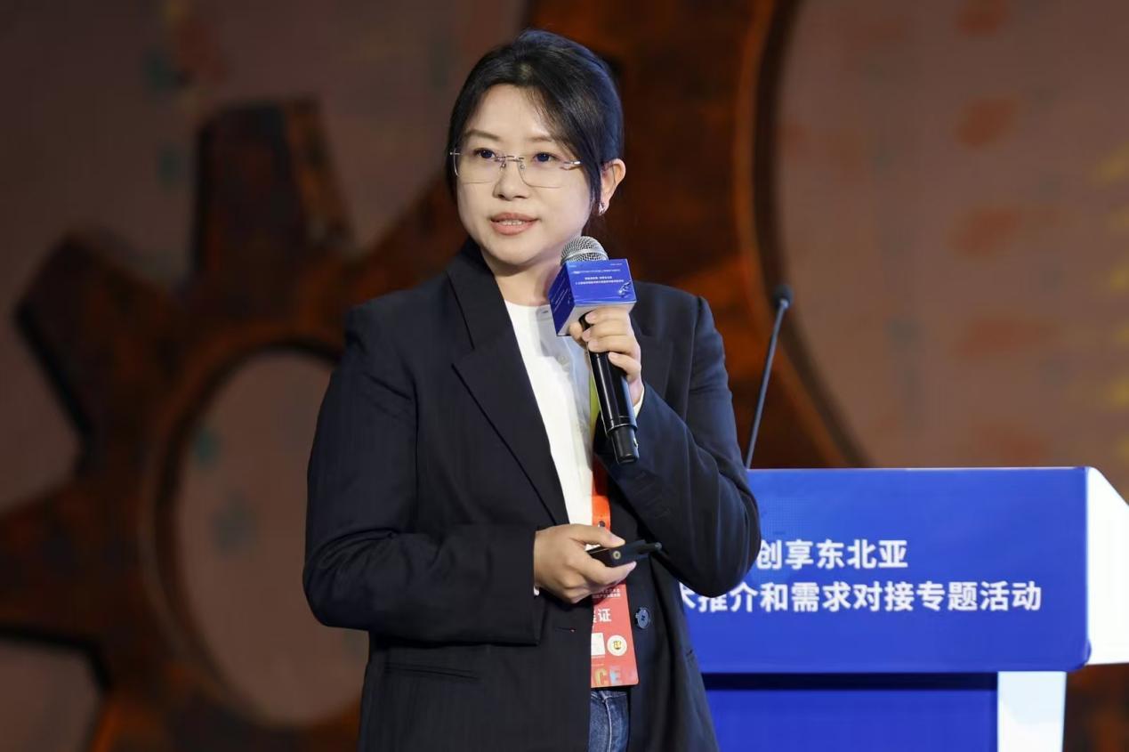 纪明欣交流介绍。